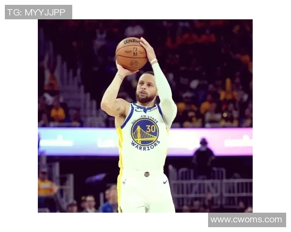 库里三分大赛决赛连中20球创下历史新纪录夺冠荣耀再续 库里三分大赛决赛连中20球创下历史新纪录夺冠荣耀再续