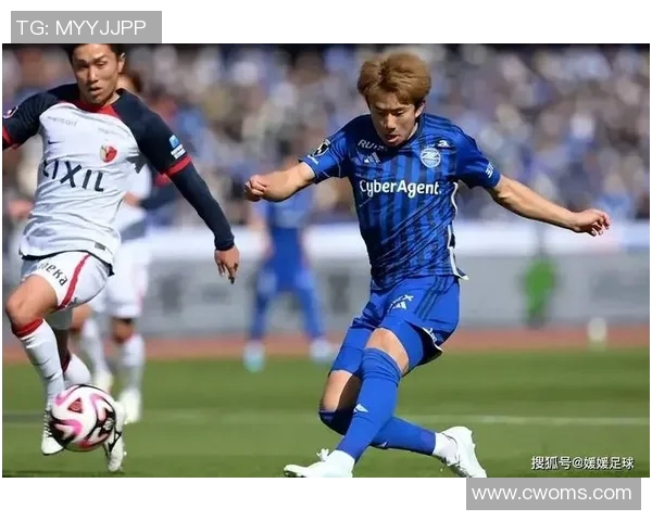 东京绿菌与长崎航海的激烈对决展现足球魅力与团队精神