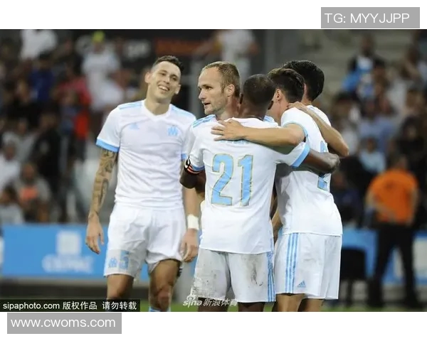 多姆扎菜与马赛的激烈对决分析与战术探讨