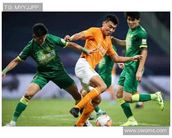 武汉卓尔与国安激战正酣比分悬念不断球迷期待精彩逆转时刻