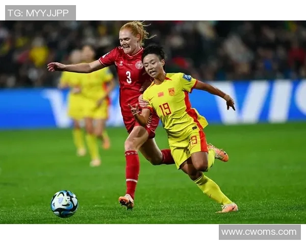 中国女足迎战西班牙队全力争胜展现实力与风采 中国女足迎战西班牙队全力争胜展现实力与风采