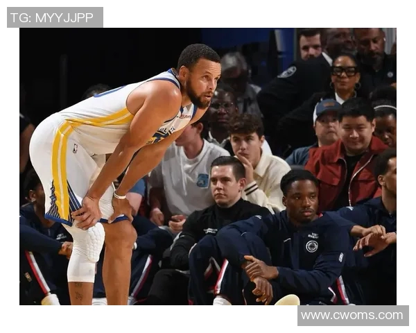 勇士对阵快船库里精彩表现引发球迷热议得分创纪录