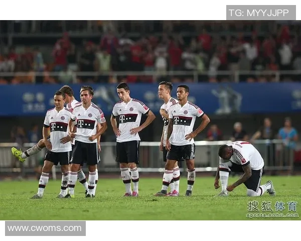 拜仁对阵恒大精彩直播回顾与赛后分析全方位解读 拜仁对阵恒大精彩直播回顾与赛后分析全方位解读