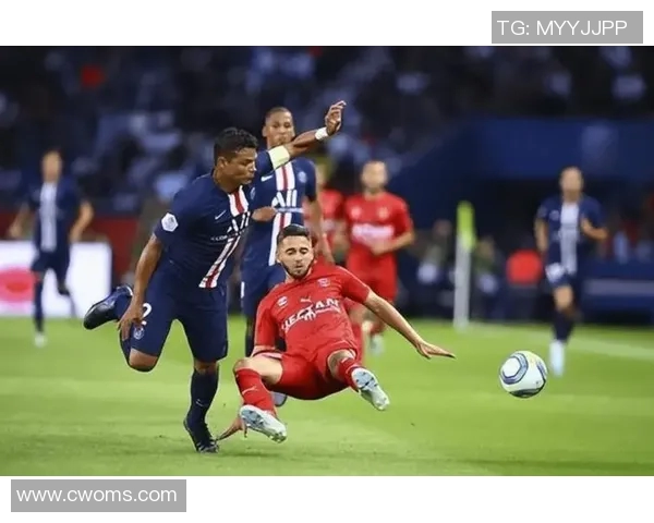 波尔蒂芒与本菲卡对决结果揭晓赛季精彩瞬间回顾